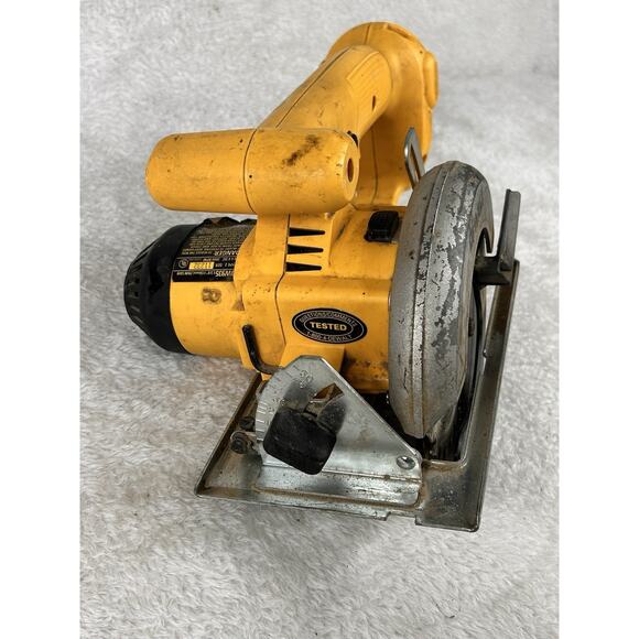 DeWalt DW936 18V Circular 5-3/8"Trim Saw Tool Only - Picture 3 of 6